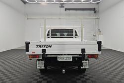 2022 Mitsubishi Triton GLX