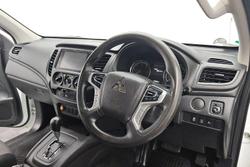 2022 Mitsubishi Triton GLX