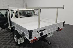 2022 Mitsubishi Triton GLX