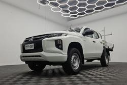 2022 Mitsubishi Triton GLX