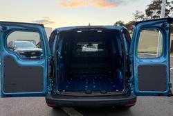 2021 Volkswagen Caddy TDI320