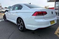 2022 Volkswagen Passat 140TSI Business