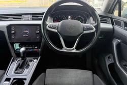 2022 Volkswagen Passat 140TSI Business