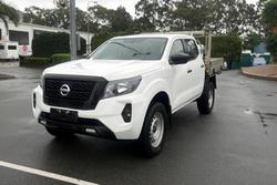2022 Nissan Navara SL