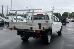 2022 Nissan Navara SL