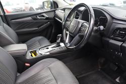 2021 Isuzu MU-X LS-T