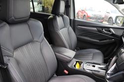 2021 Isuzu MU-X LS-T