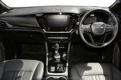 2026 Isuzu MU-X LS-T