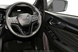 2026 Isuzu MU-X LS-T