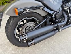 2018 HARLEY-DAVIDSON FXBB STREET BOB Grey