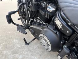 2018 HARLEY-DAVIDSON FXBB STREET BOB Grey