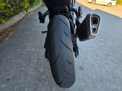 2024 CFMOTO 450 NK White