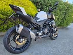 2024 CFMOTO 450 NK White