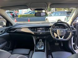 2019 Holden Calais V