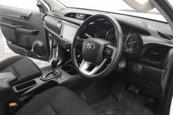 2021 Toyota Hilux SR