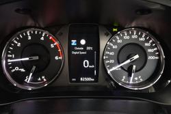 2021 Toyota Hilux SR