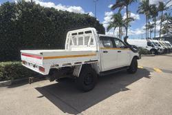 2022 Toyota Hilux SR