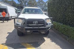 2022 Toyota Hilux SR