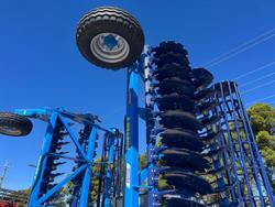 0 Farmet Softer 9Ps W Trailing Speed Disc + Tube Roller New BLUE