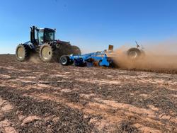 0 Farmet Softer 9Ps W Trailing Speed Disc + Tube Roller New BLUE