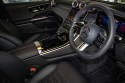 2025 Mercedes-Benz GLC-Class GLC300