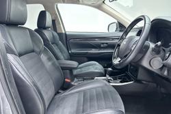 2021 Mitsubishi Outlander LS