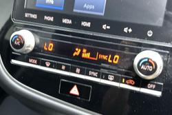 2021 Mitsubishi Outlander LS