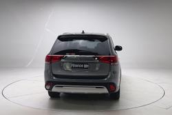 2021 Mitsubishi Outlander LS