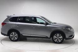 2021 Mitsubishi Outlander LS