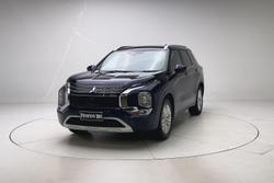 2023 Mitsubishi Outlander LS