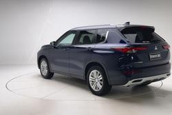 2023 Mitsubishi Outlander LS