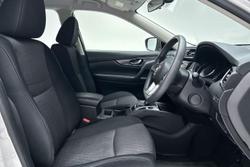 2022 Nissan X-TRAIL ST