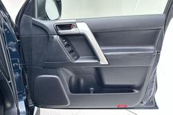 2019 Toyota Landcruiser Prado VX