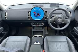 2024 MINI Countryman C Classic