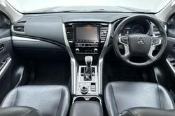 2023 Mitsubishi Pajero Sport GLS