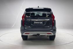 2023 Mitsubishi Pajero Sport GLS