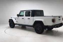 2022 Jeep Gladiator Night Eagle