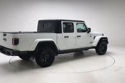 2022 Jeep Gladiator Night Eagle