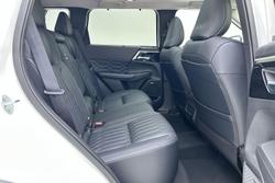 2025 Mitsubishi Outlander Exceed