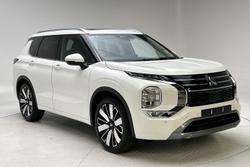 2025 Mitsubishi Outlander Exceed