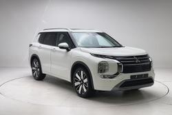 2025 Mitsubishi Outlander Exceed