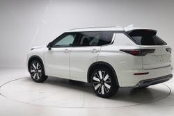 2025 Mitsubishi Outlander Exceed