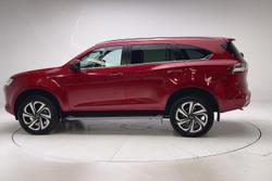 2022 Isuzu MU-X LS-T