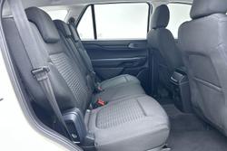 2024 Ford Everest Ambiente