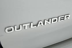 2023 Mitsubishi Outlander Exceed Tourer