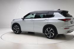 2023 Mitsubishi Outlander Exceed Tourer
