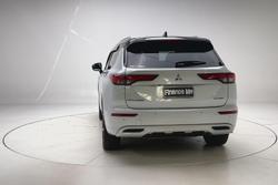 2023 Mitsubishi Outlander Exceed Tourer