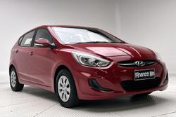 2016 Hyundai Accent Active