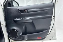 2022 Toyota Hilux SR