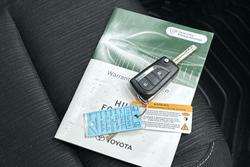 2022 Toyota Hilux SR